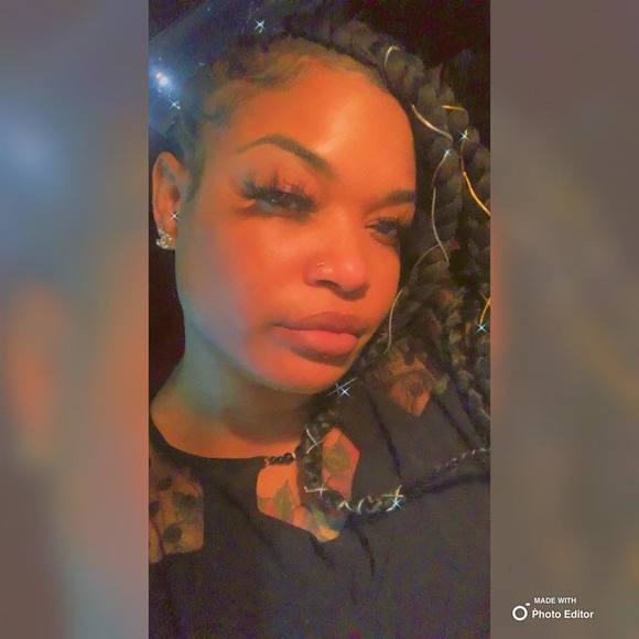 Meet your Posher, Ashley - Picture 1 of 1